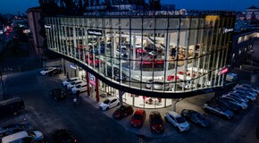 Nowy salon Toyoty i Lexusa w Krakowie – luksusowe centrum japońskiej motoryzacji